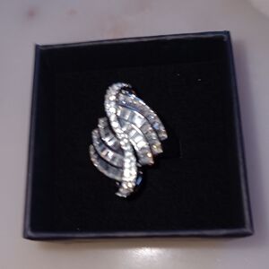 Ring size9 topaz created Nwt